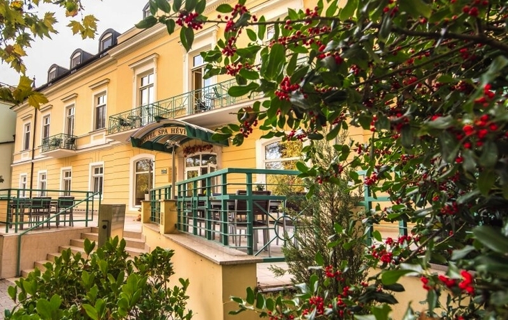 Hotel Spa Hévíz Außenansicht